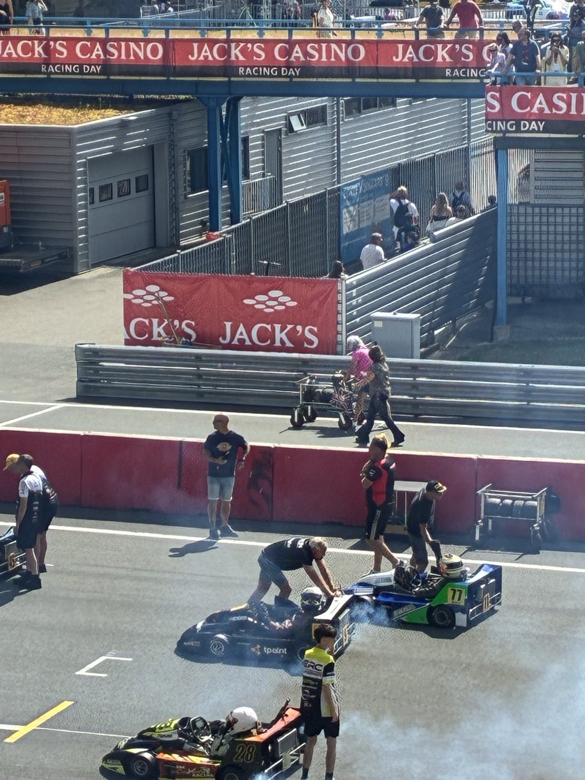 Trackside racing reference from Jack's Racing Day 2026